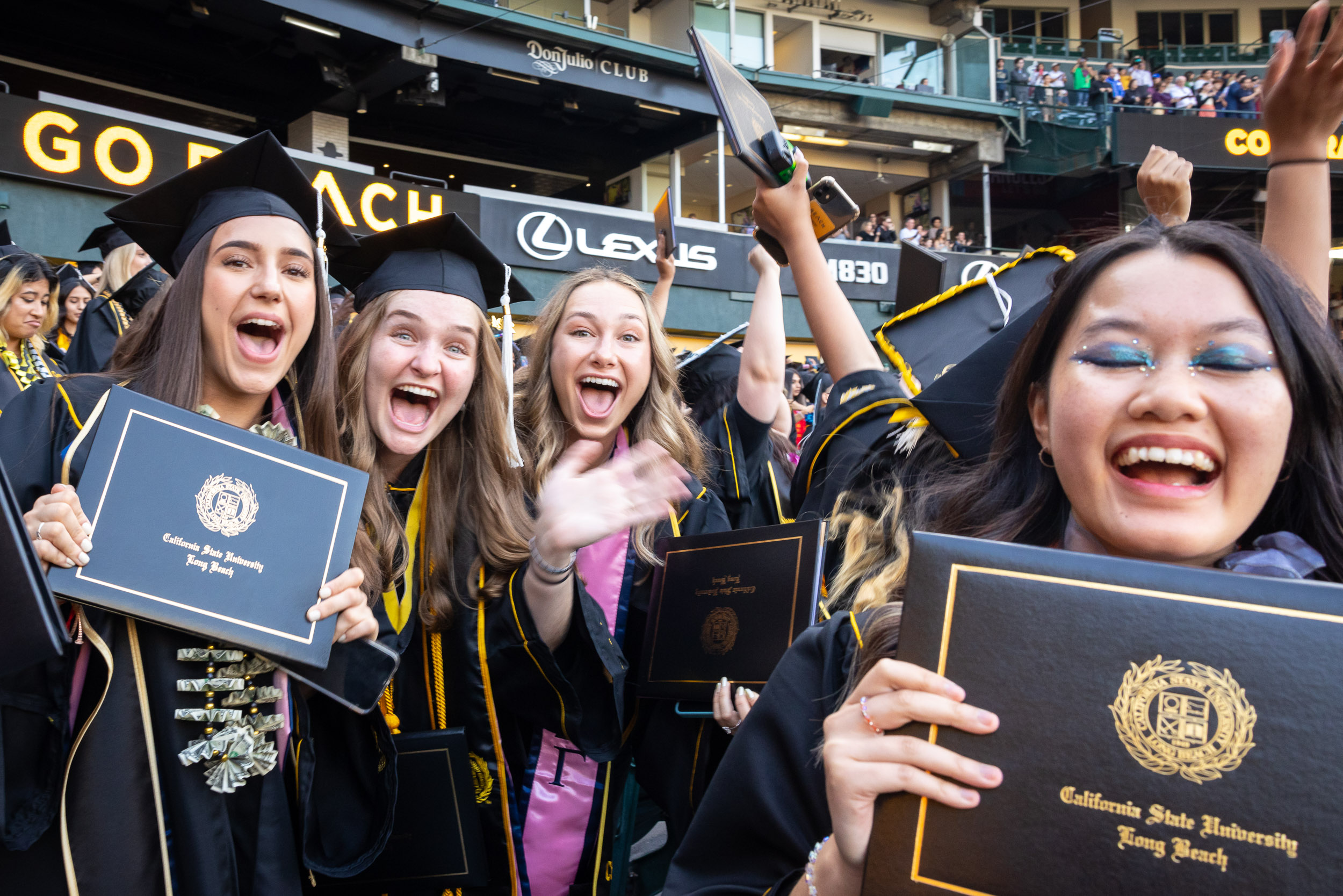 Grads 2024 Commencement