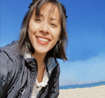 Professor Ann Thuy-Ling Tran selfie
