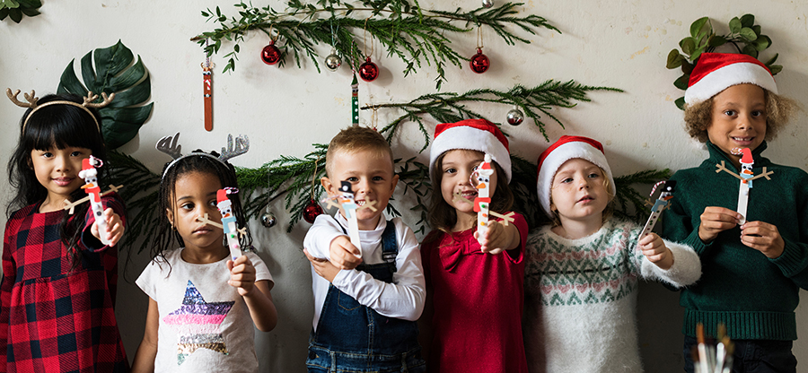 children playing at christmas 