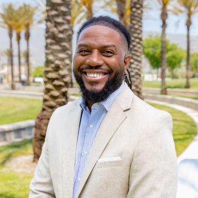 Demetri Kelley Headshot