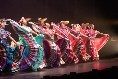 Ballet Folklórico de Los Ángeles