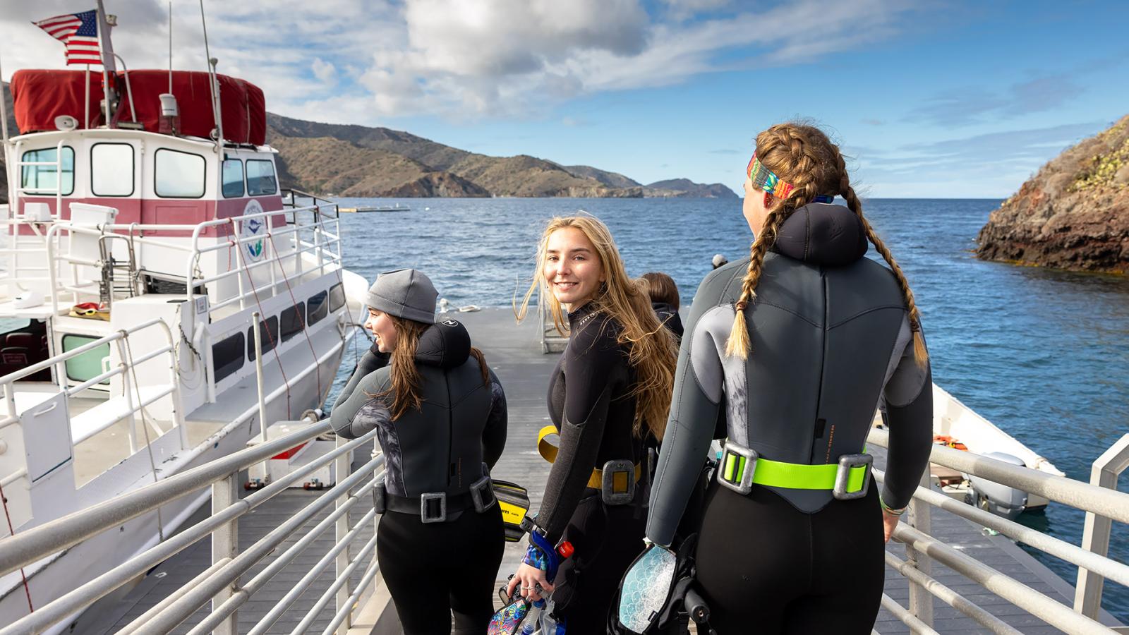 Group of CSULB students in Catalina Semester